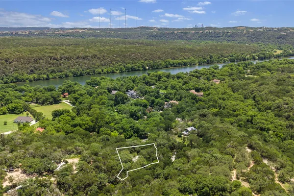 2316 RIVER HILLS RD