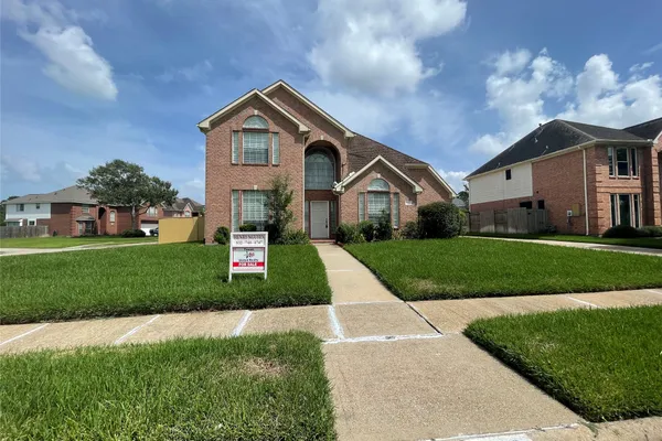 2103 FIVE IRON DR