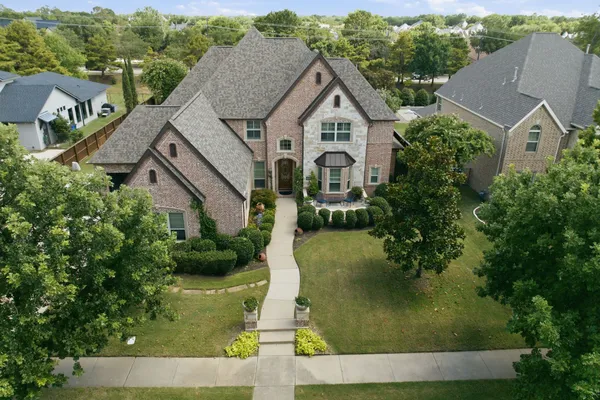1913 ARRINGTON CT