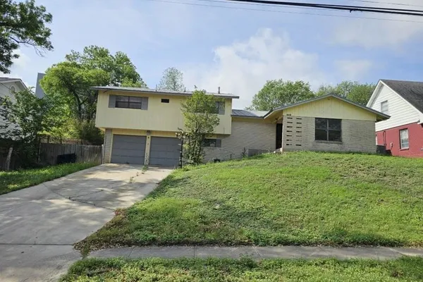 606 BARCHESTER DR