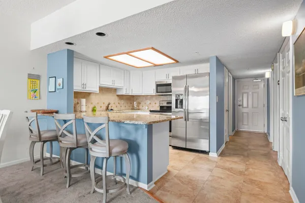 1915 N OCEAN BLVD 204-A
