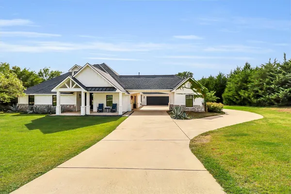 1901 SPRING MOUNTAIN RD