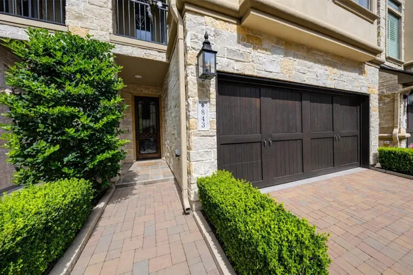 843 ROSASTONE TRL