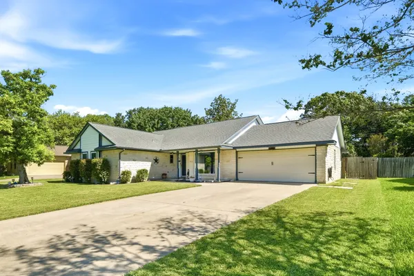 602 APPLEWOOD DR