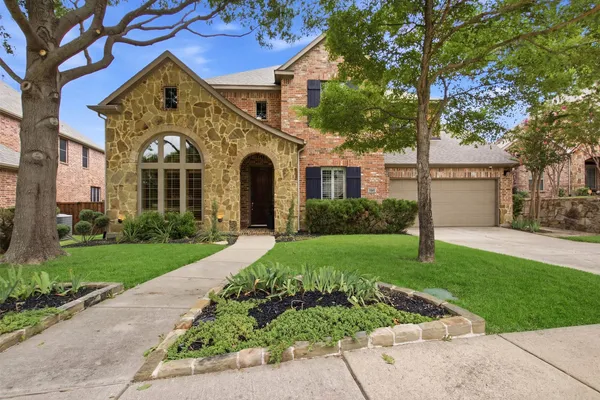 8605 HERNS MEADOW LN