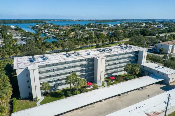 2333 INDIAN RIVER BLVD 506