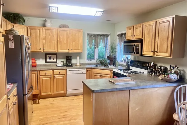 3273 WALDEN OAKS BLVD