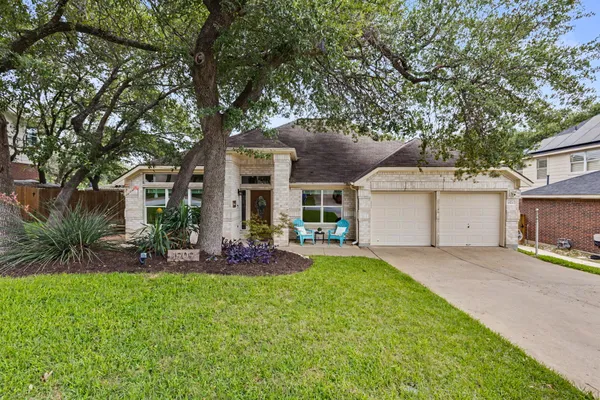 1909 HOLLY HILL DR