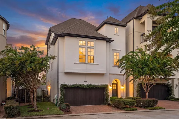 1660 WRENWOOD LKS