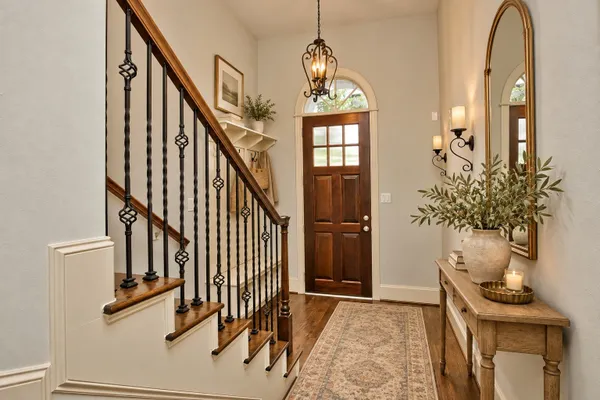 1660 WRENWOOD LKS