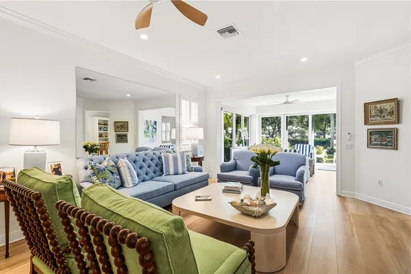 1310 SAINT CATHERINES CIR