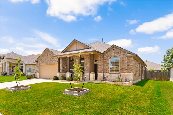 1926 TAWAKONI DR