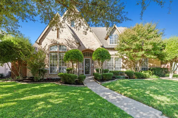 6825 OAK PARK LN