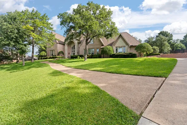 2829 DONNYBROOK DR