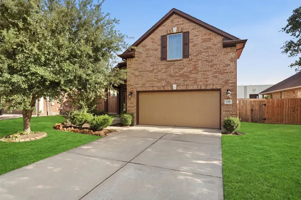 138 BAYSIDE CROSSING DR