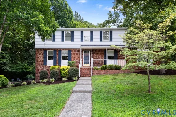 220 HUNTINGTON RD