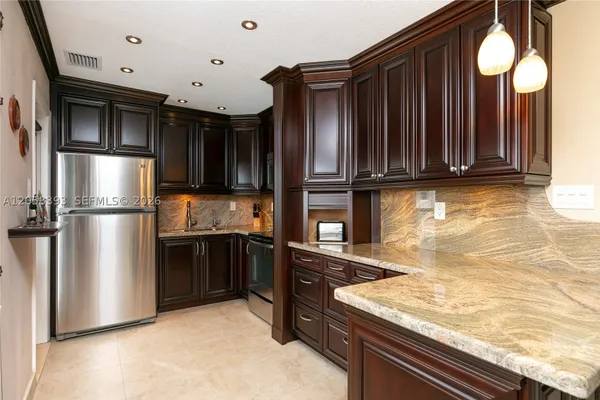 3135 S OCEAN DR 227