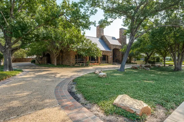 3848 POTOMAC AVE