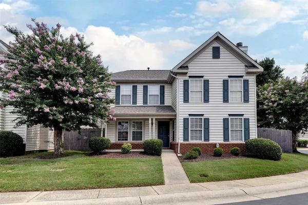 135 WATERS EDGE DR