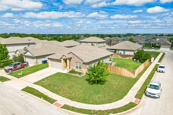 479 WILLOW ARCH