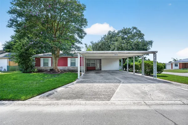 2013 TERRACE LN