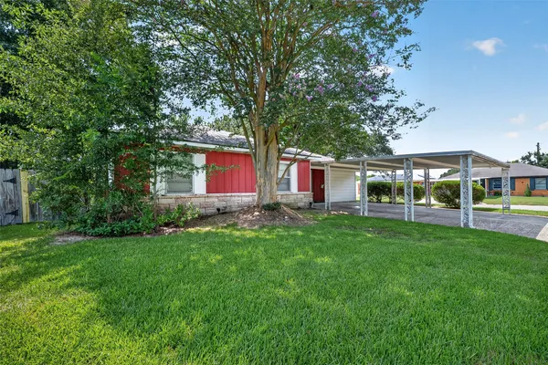 2013 TERRACE LN