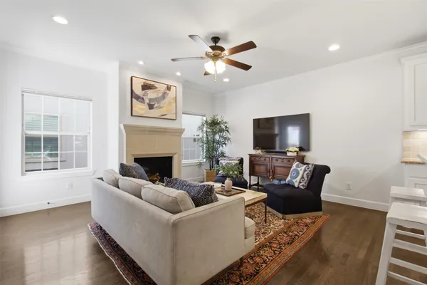 4108 EMERSON AVE 3