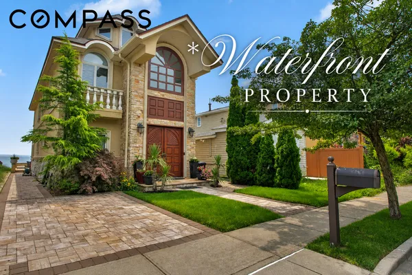 34 ZEPHYR AVE