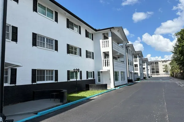 3704 BROADWAY 214
