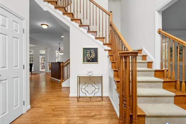 6100 LILTING BRANCH WAY
