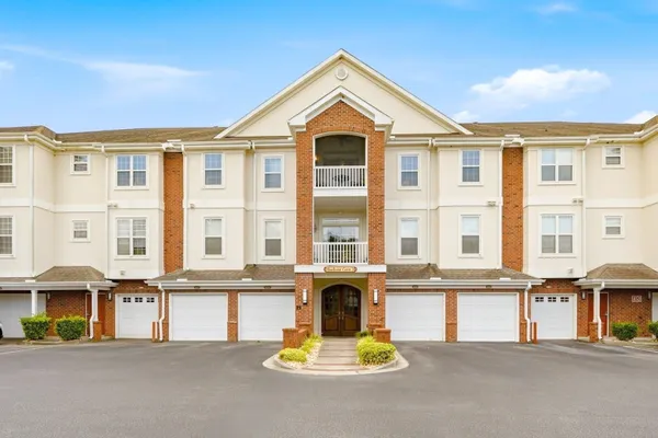 2241 WATERVIEW DR 337