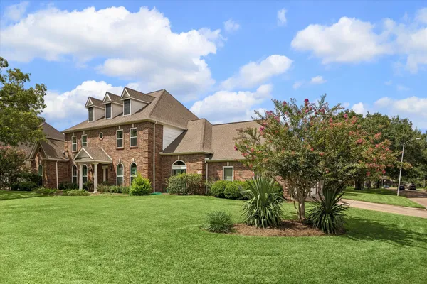 20002 SKY HOLLOW LN