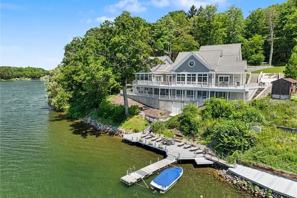 62 E LAKE RD