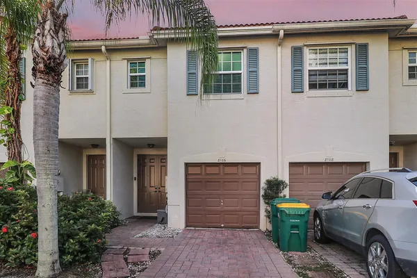 8106 PRESTIGE COMMONS DR 8106