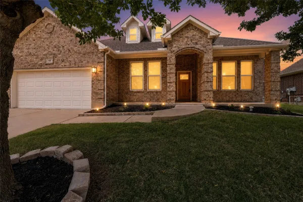 66 LUCAS LN