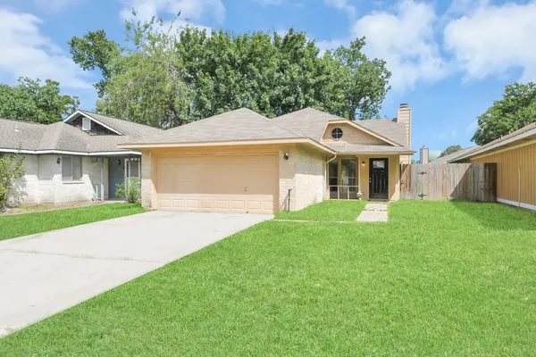 3219 FORESTBROOK DR