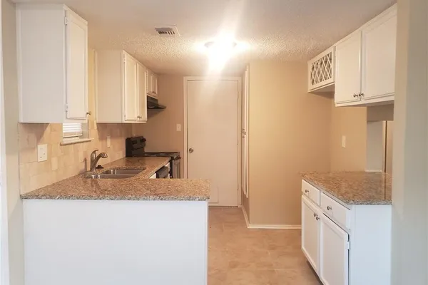 1624 VAIL MEADOW LN