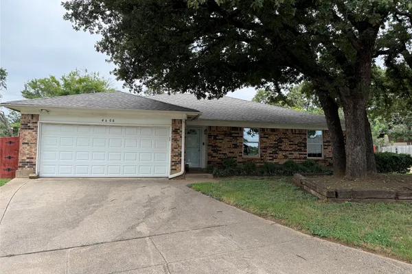 4608 ELM TREE CT