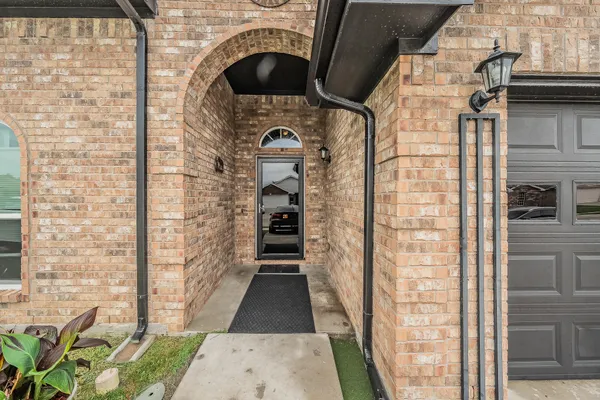 1240 CAMDEN YARD DR