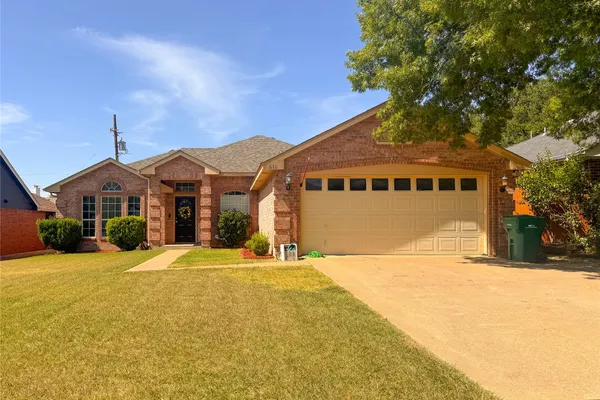 610 BROOKSIDE DR