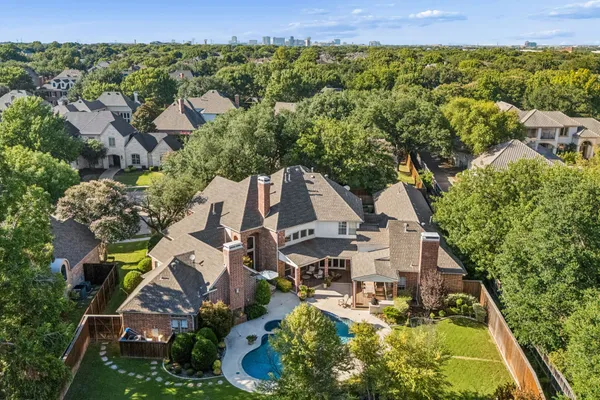 5900 MCFARLAND CT