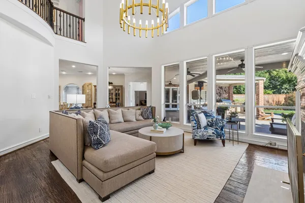 5900 MCFARLAND CT