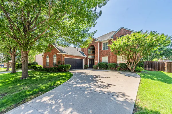 1913 BLUE RIDGE DR