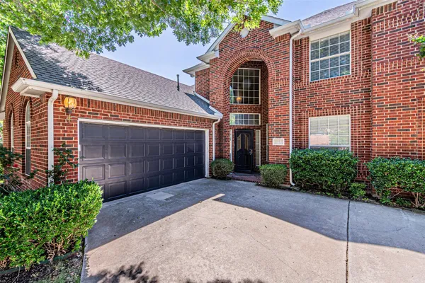 1913 BLUE RIDGE DR