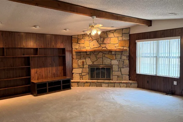 401 GLENHAVEN DR