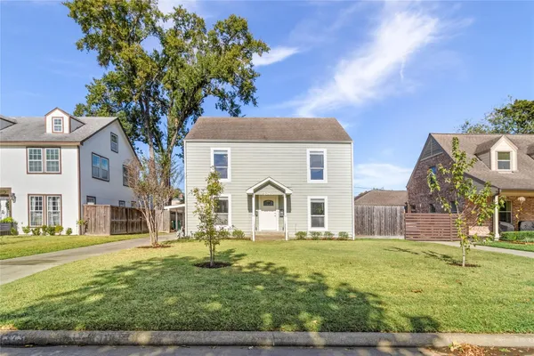 4373 HARVEST LN