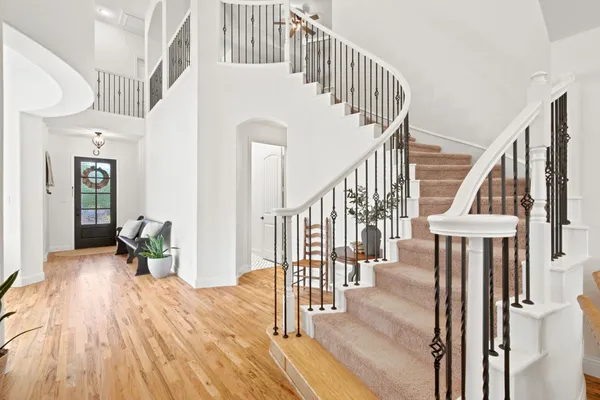 1200 GRANT AVE