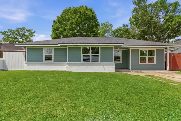 2208 MERLE ST