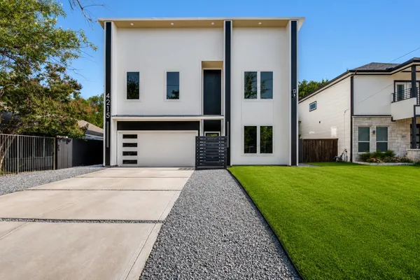 4215 CANADA DR