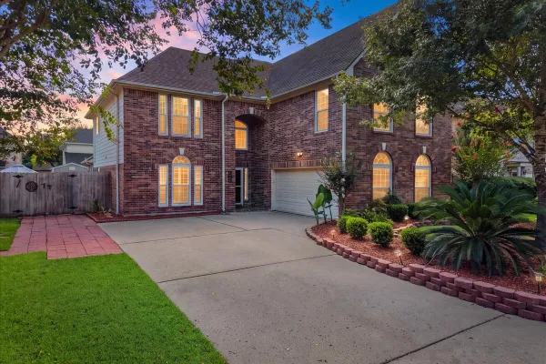 1006 CHESTERWOOD DR